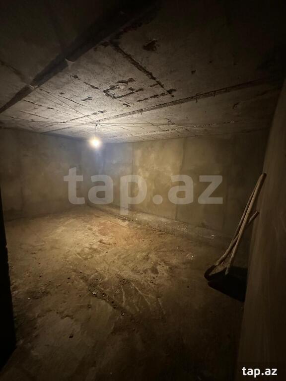 Obyekt, Bakıxanov küç. 17 (16)