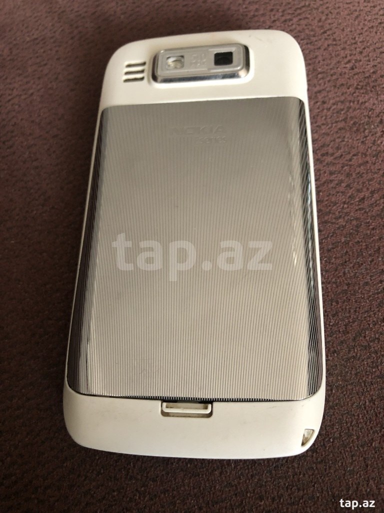 Nokia E 72, Hungary (4)