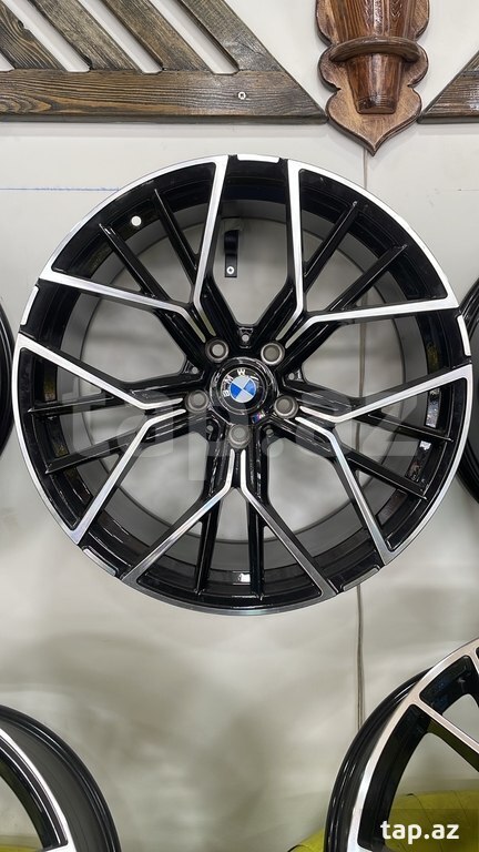 "BMW" diski R20