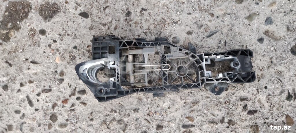 "Volkswagen Passat b6" ehtiyat hissələri (20)
