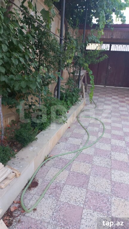 Həyət evi, Qaracuxur qəs.