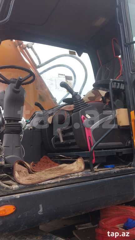 Ekskavator Hyundai, 2019 il (3)