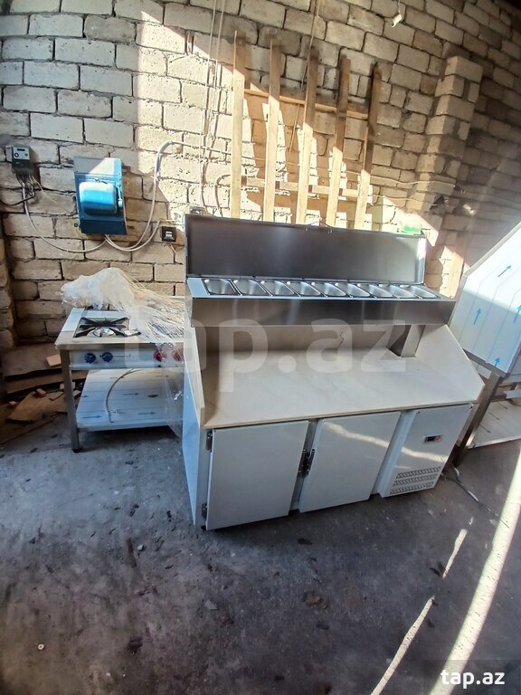Pizza hazırlıq dəzgahı