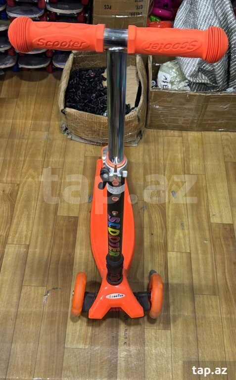 Skuter (10)