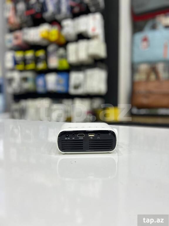 "YG280" Mini Projector (4)
