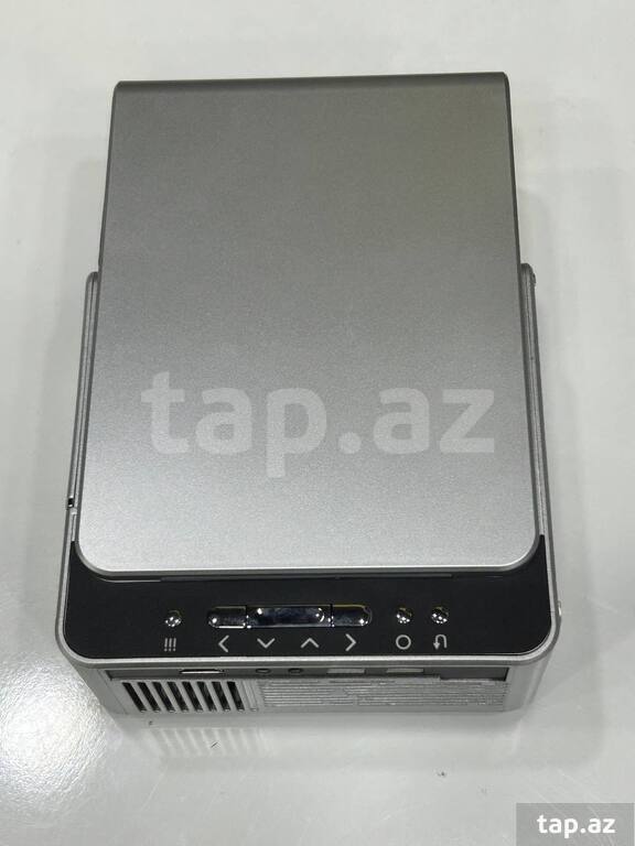 "T6 Wireless" Multimedia Projector (6)