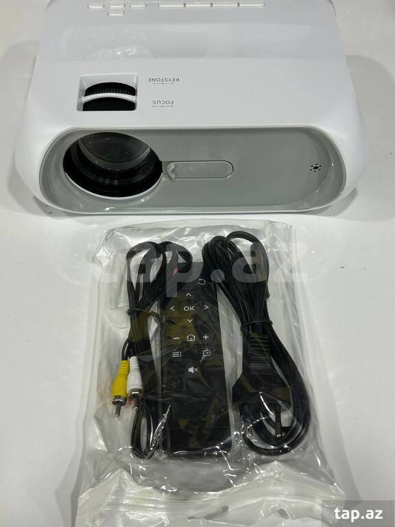 "T9 Wireless" Multimedia Projector (6)
