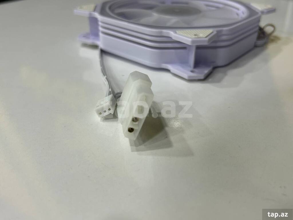 RGB Kuler "Loving Cool MF-1200 Molex White" (4)