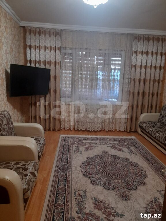 3-otaqlı mənzil, Qusar ş., 80 m²