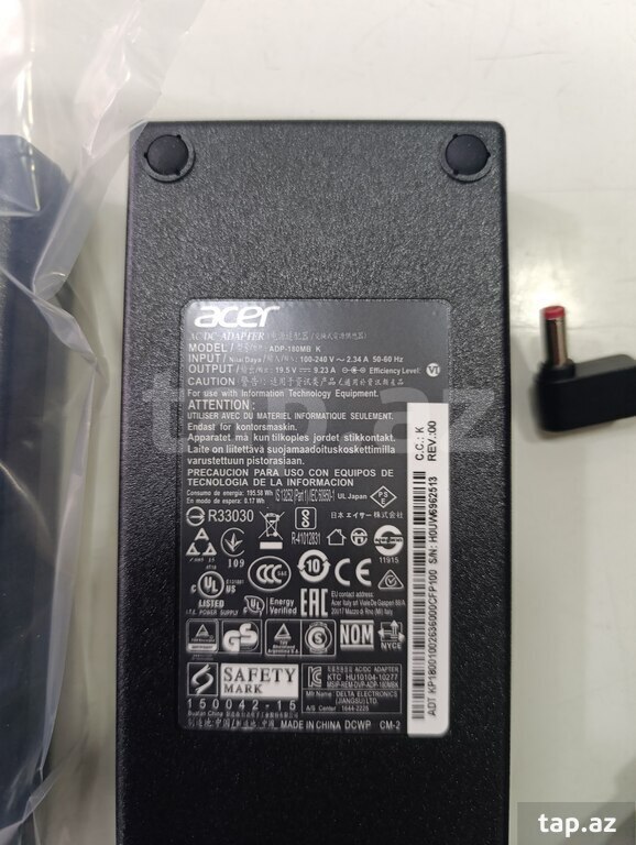 "Acer Predator, Nitro" adapterləri (3)