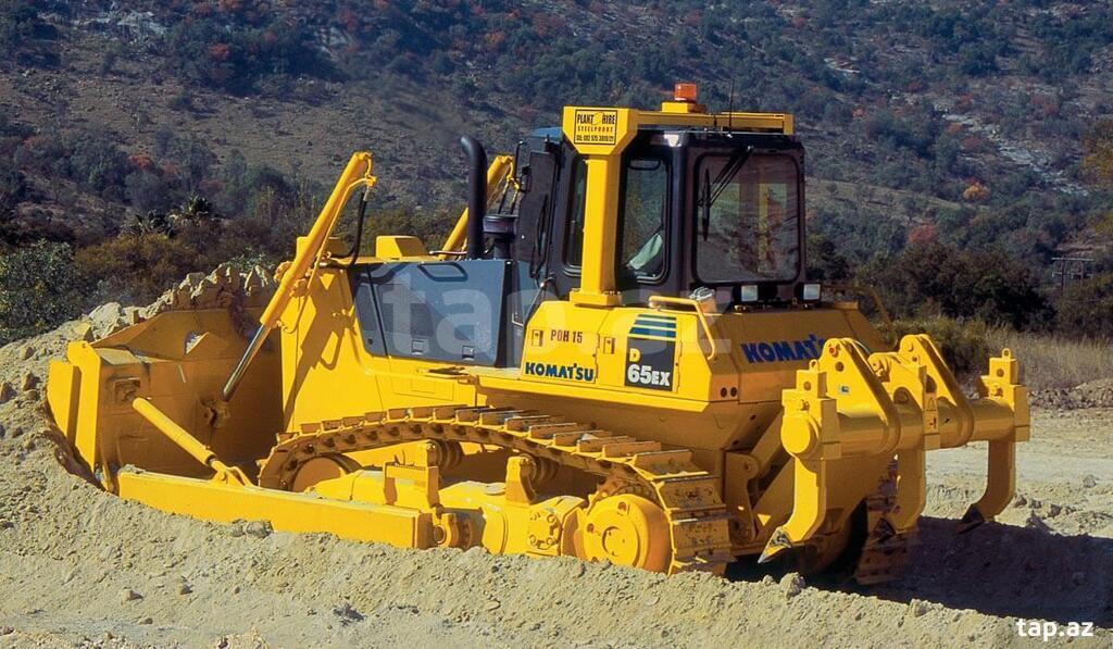 Buldozer "KOMATSU D65EX-16" (3)