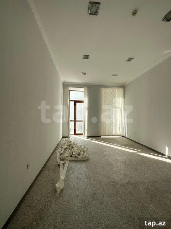 Obyekt satılır, Bülbül pr. 7 (21)