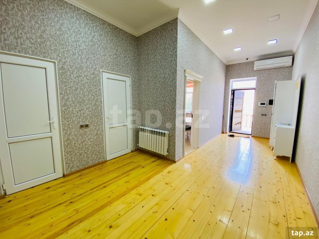 Həyət evi, Şüvəlan qəs. (24)