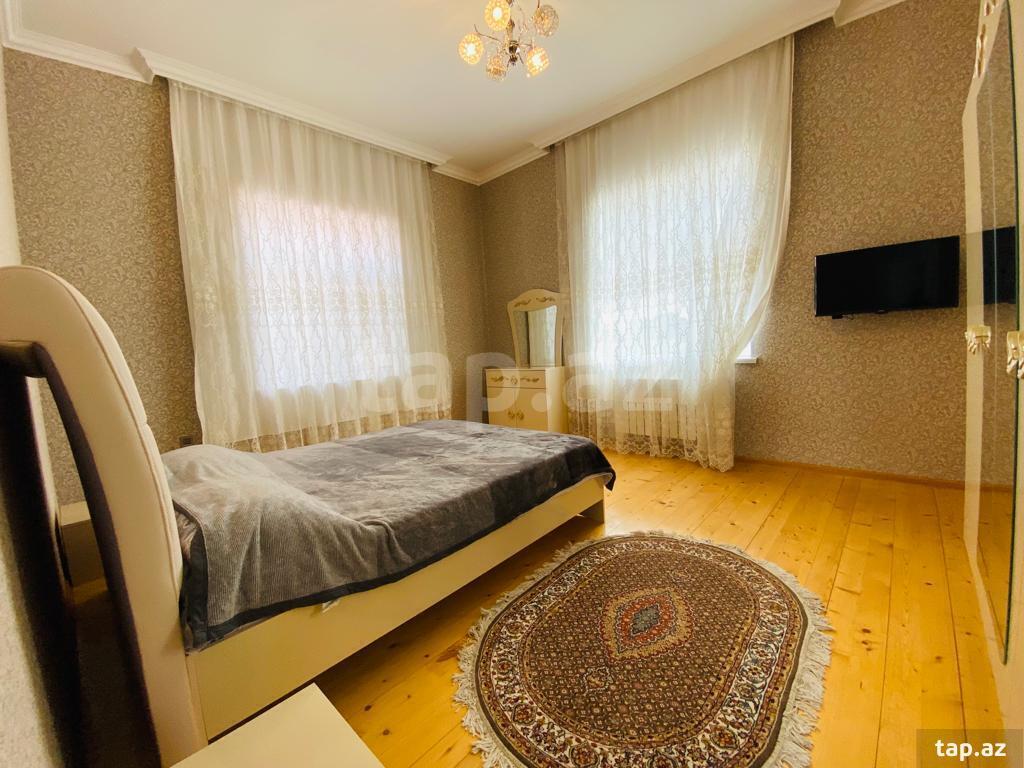 Həyət evi, Şüvəlan qəs. (17)