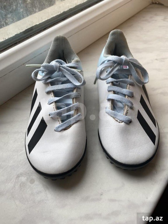 İdman ayaqqabısı "Adidas"