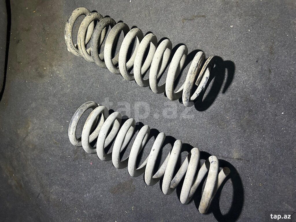 "Mercedes 190" yayları