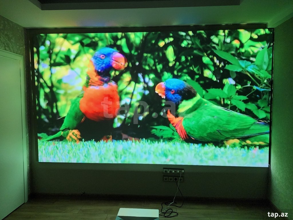 Proyektor Full HD (4)
