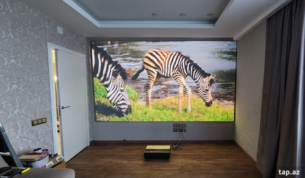 Proyektor Full HD (7)