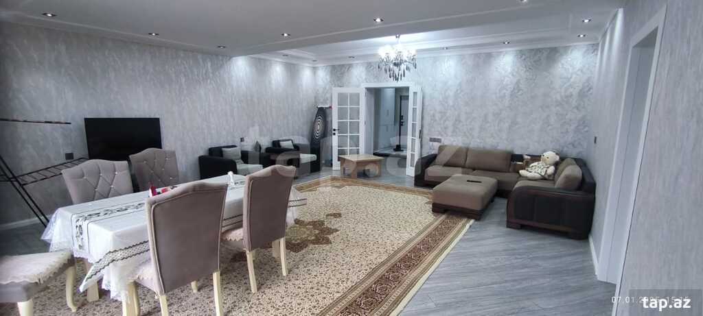 3-otaqlı yeni tikili, Moskva pr., 150 m²