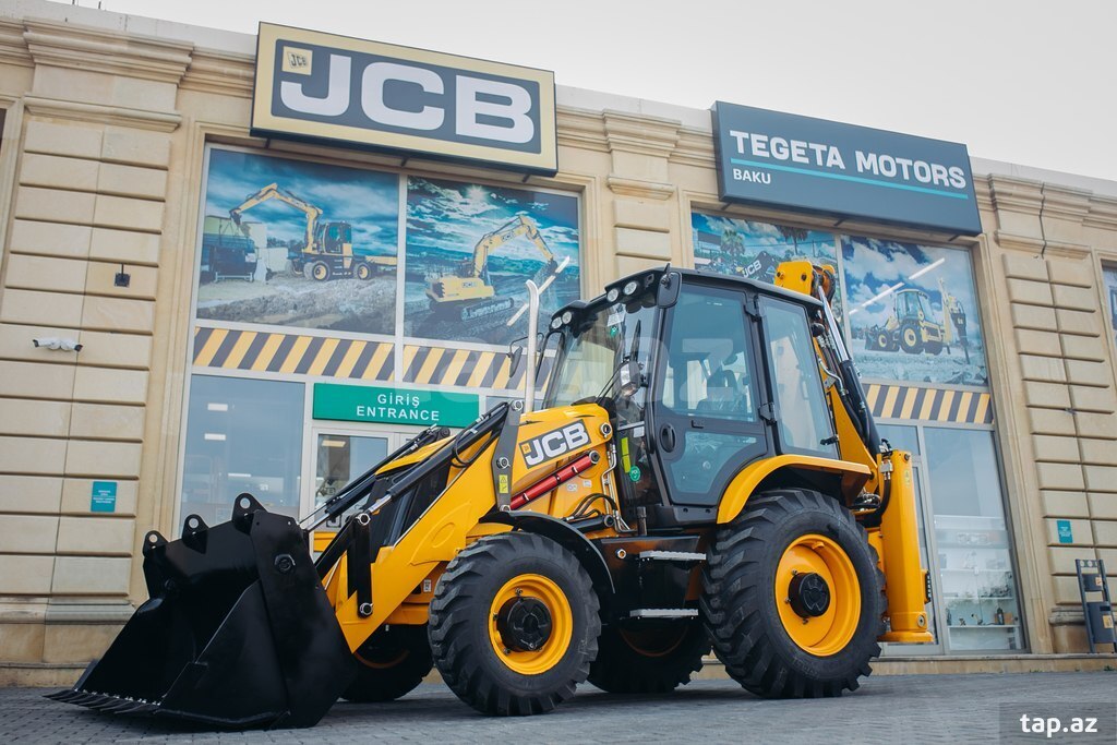 JCB 3cx, 2025 il