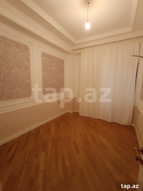 4-otaqlı yeni tikili, Sumqayıt ş., 160 m²