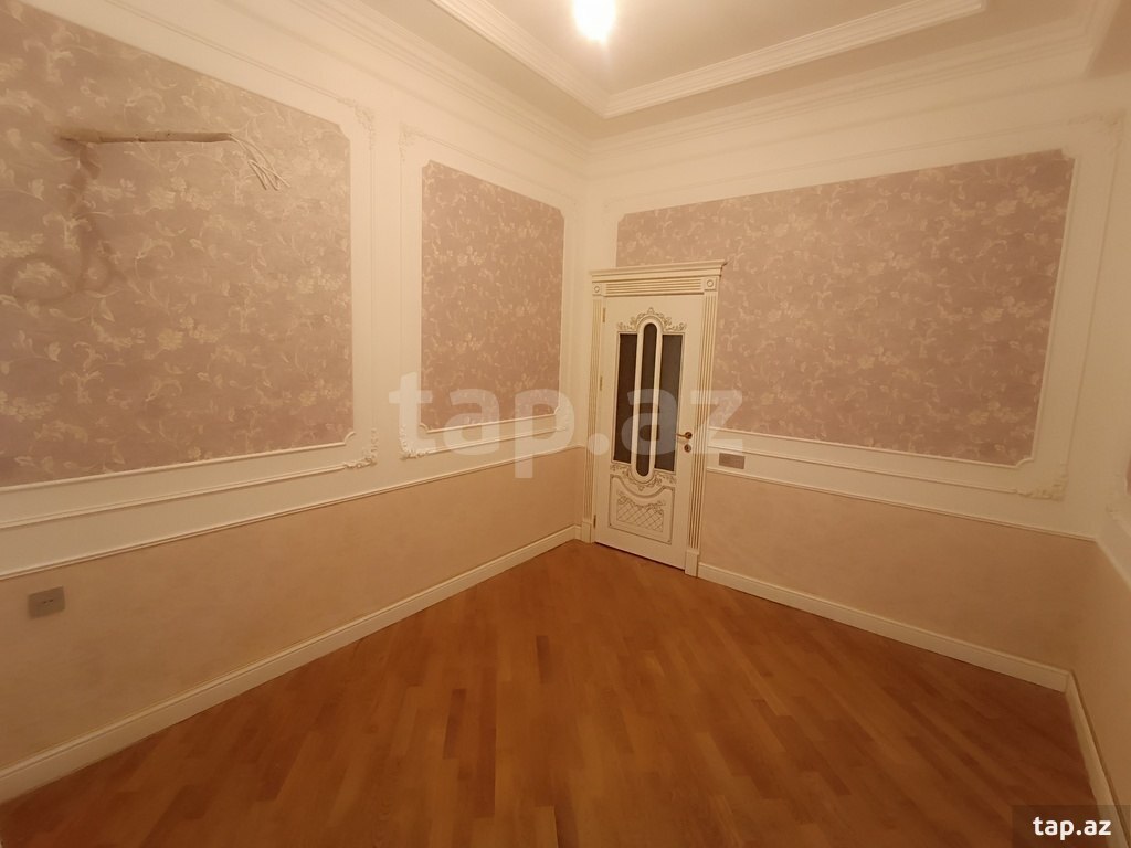 4-otaqlı yeni tikili, Sumqayıt ş., 160 m²