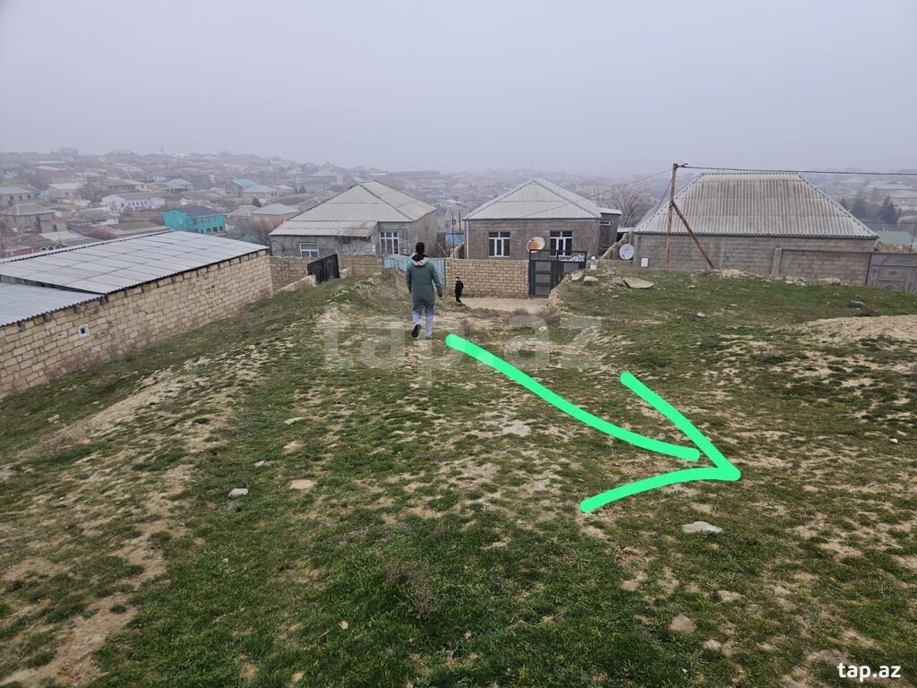 5 sot torpaq sahəsi, Hökməli qəs. (3)
