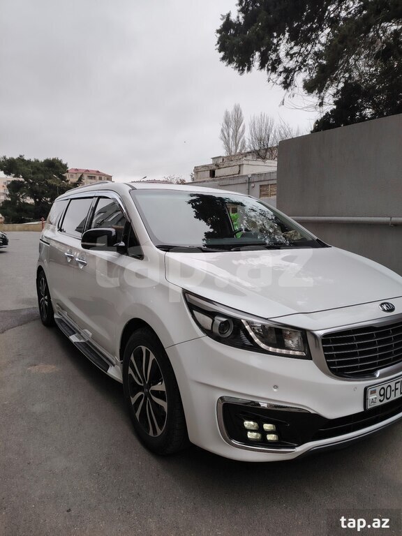"Kia Carnival" sifarişi (8)