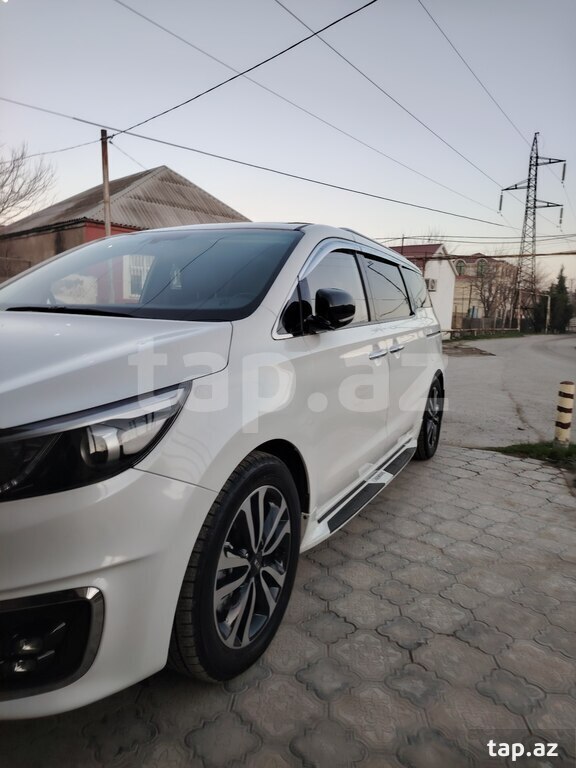 "Kia Carnival" sifarişi (6)