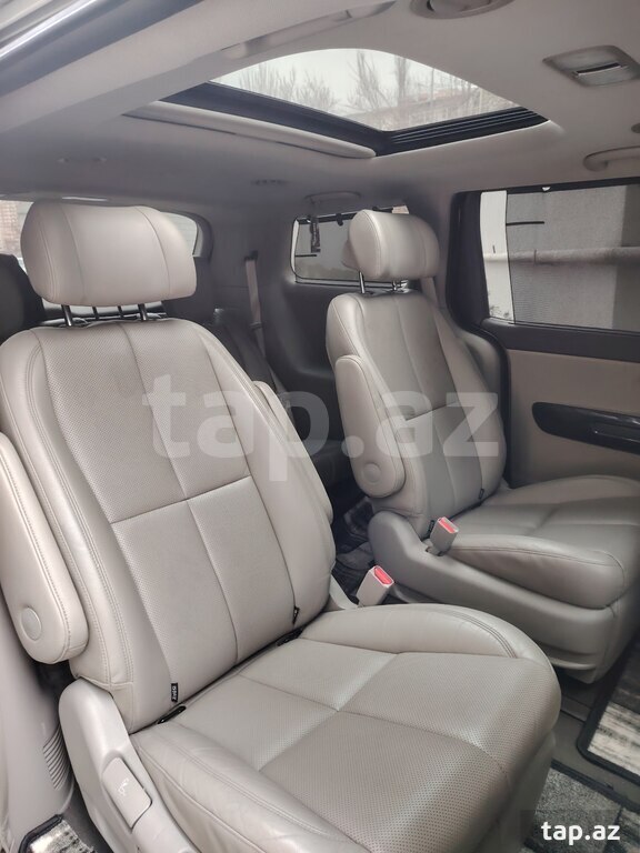 "Kia Carnival" sifarişi (13)