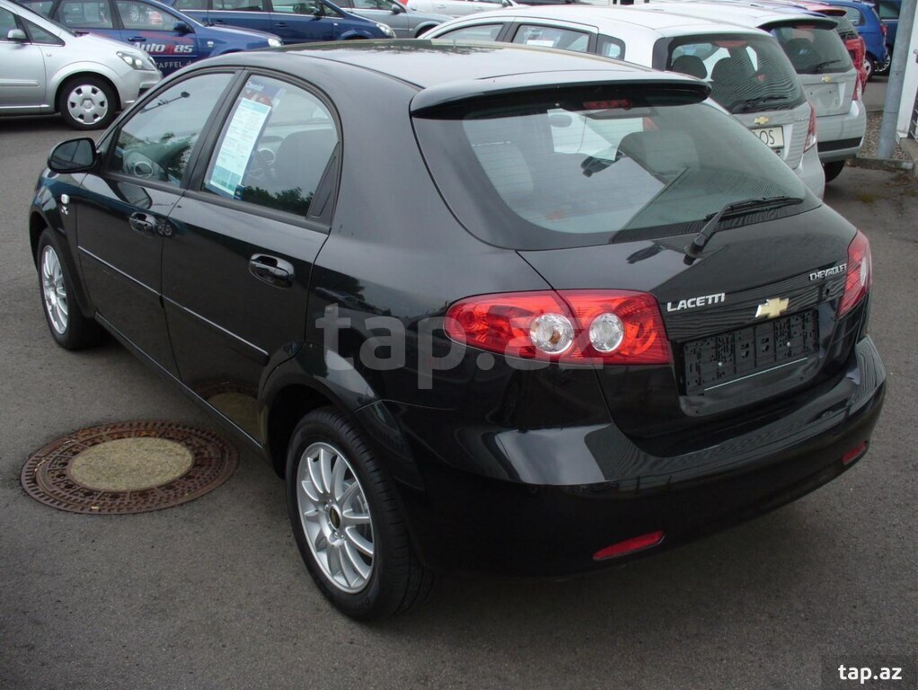 "Chevrolet Lacetti" arxa baqajı
