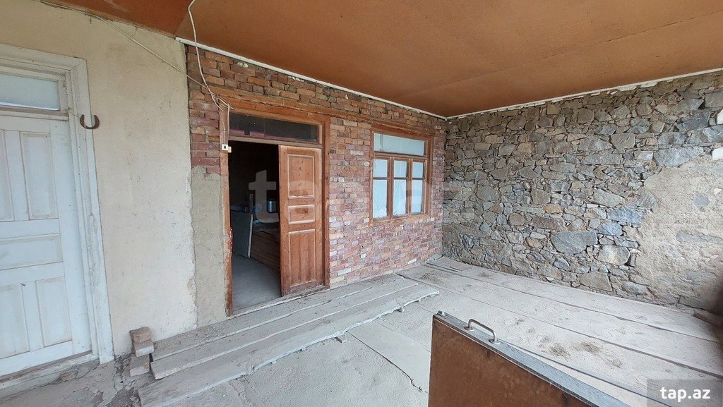 Bağ evi, Gədəbəy r.