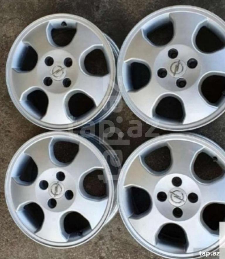 "Opel" R15 diskləri