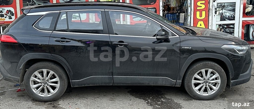 "Toyota Corolla Cross 2024" şüşə qirağı xromu (4)