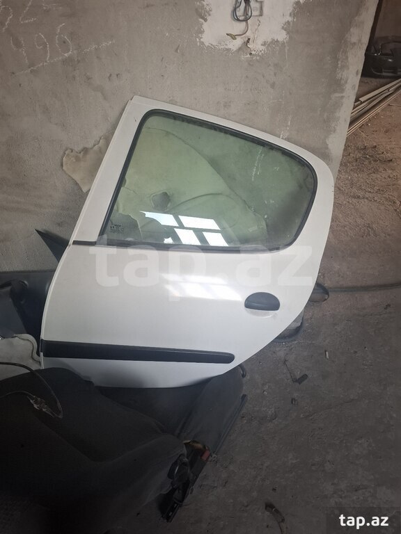 "Iran khodro" ehtiyat hissələri