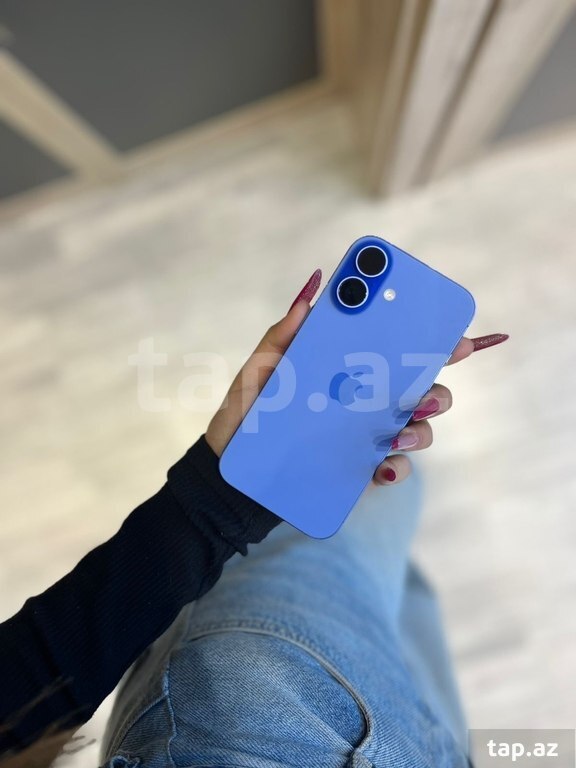 Apple iPhone 16 Ultramarine 256GB/8GB (2)