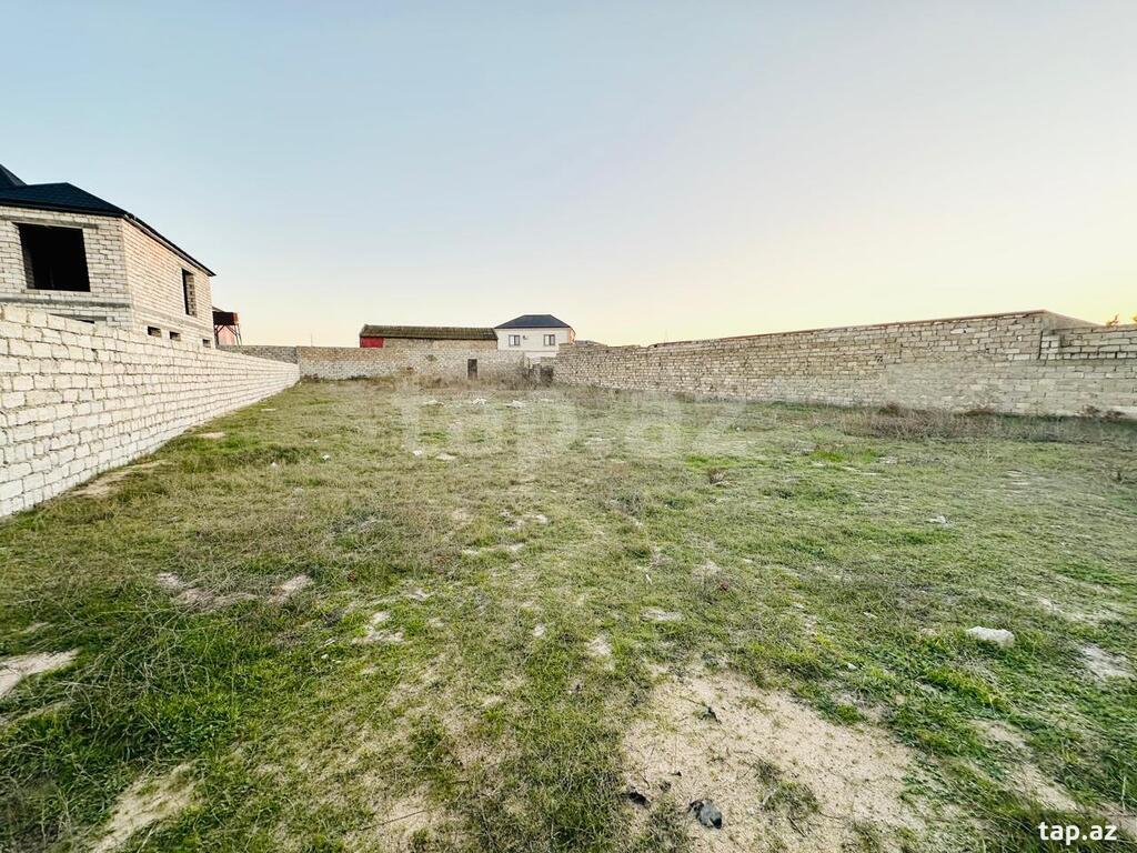 Torpaq satılır, Şüvəlan, Bakı
