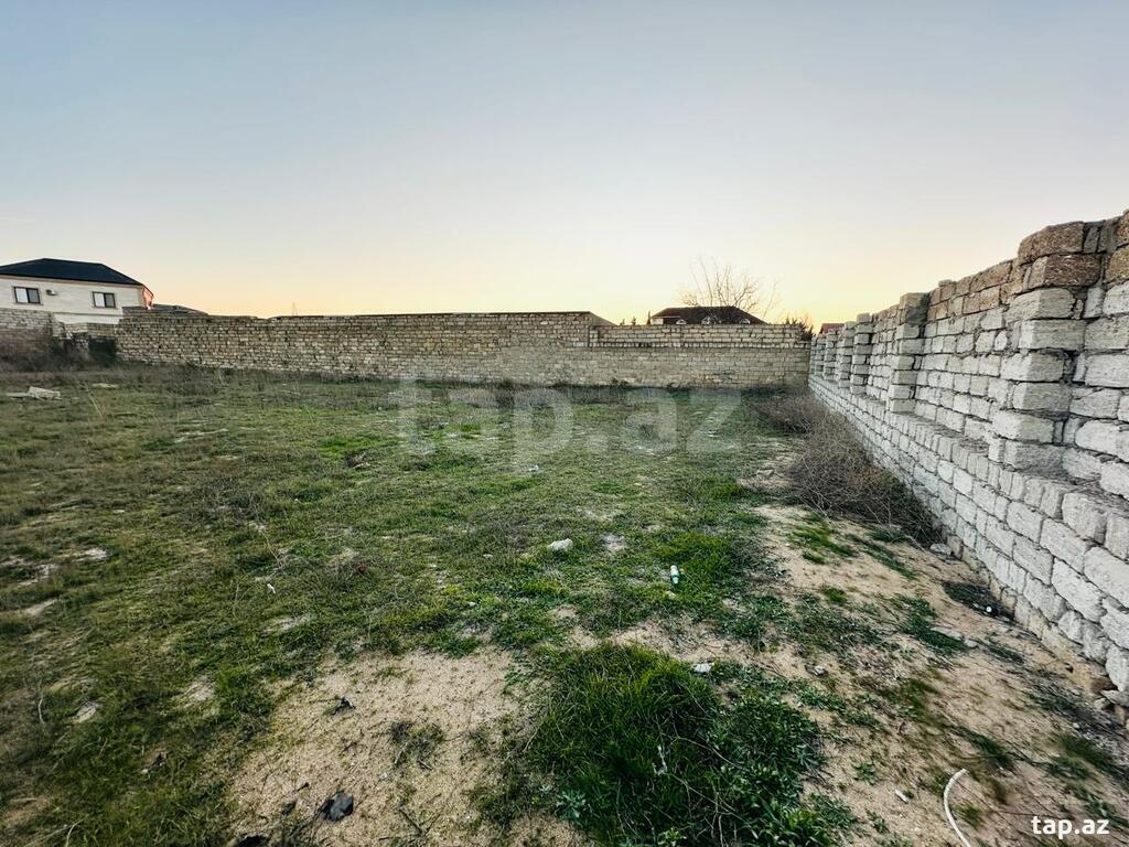 Torpaq satılır, Şüvəlan, Bakı