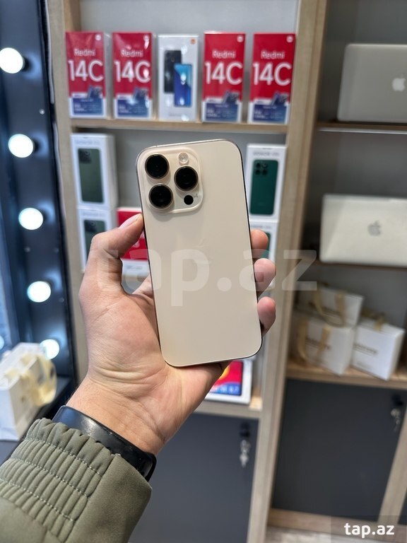 Apple iPhone 16 Pro Desert Titanium 256GB/8GB (2)