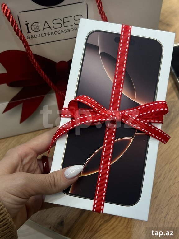 Apple iPhone 16 Pro Max Desert Titanium 256GB/8GB