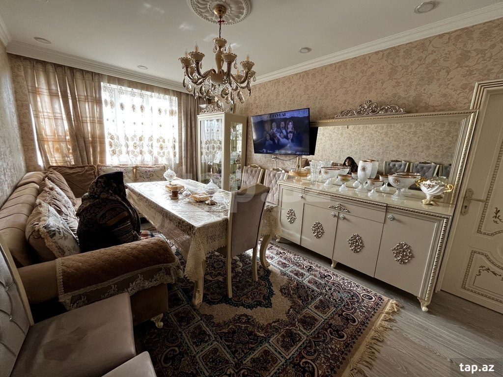 4-otaqlı mənzil, 17-ci mkr., 80 m²