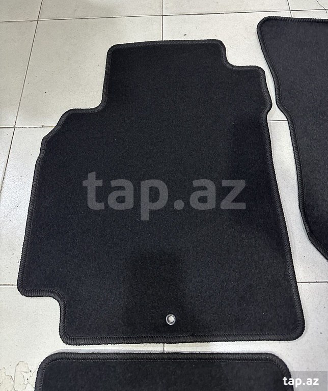 "Nissan Sunny 2002-2010" parça ayaqaltıları (2)