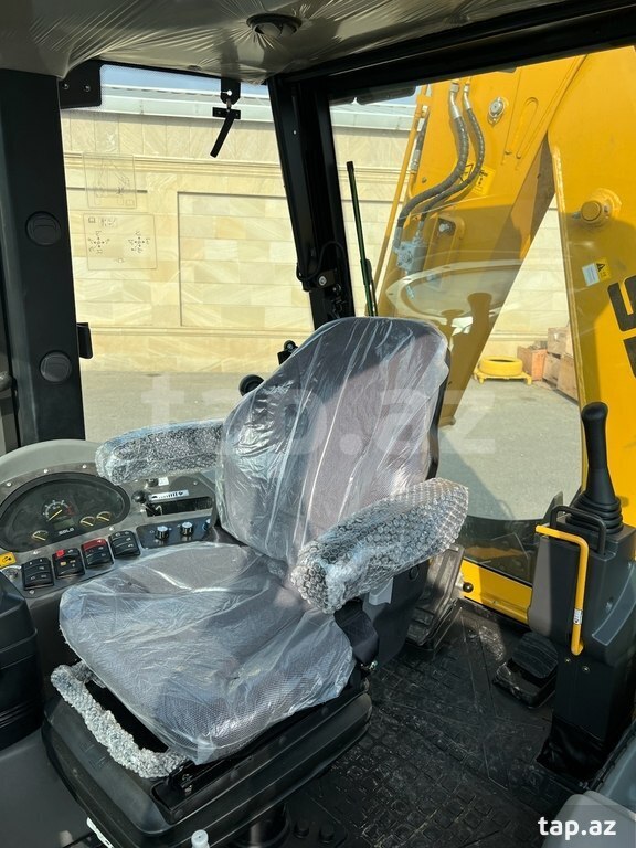 Ekskavator yükləyici "SDLG", 2025 il (3)
