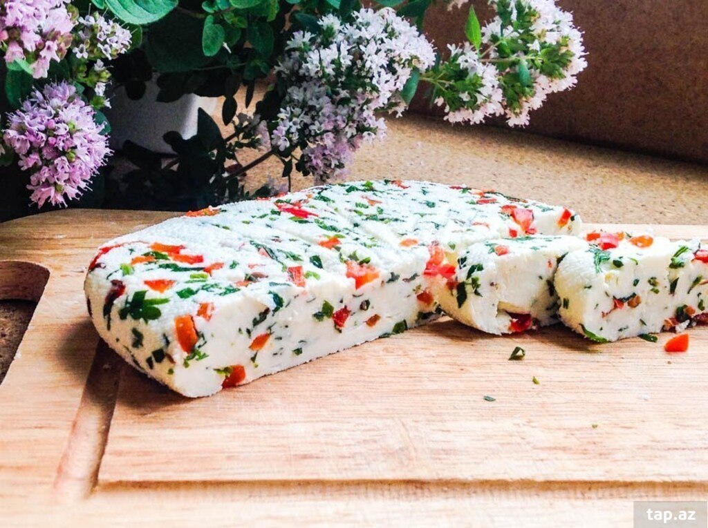 Грузинский сыр с укропом (3)