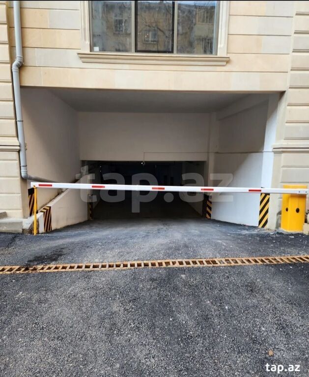 4-otaqlı yeni tikili, Səməd Vurğun küç., 176 m² (6)
