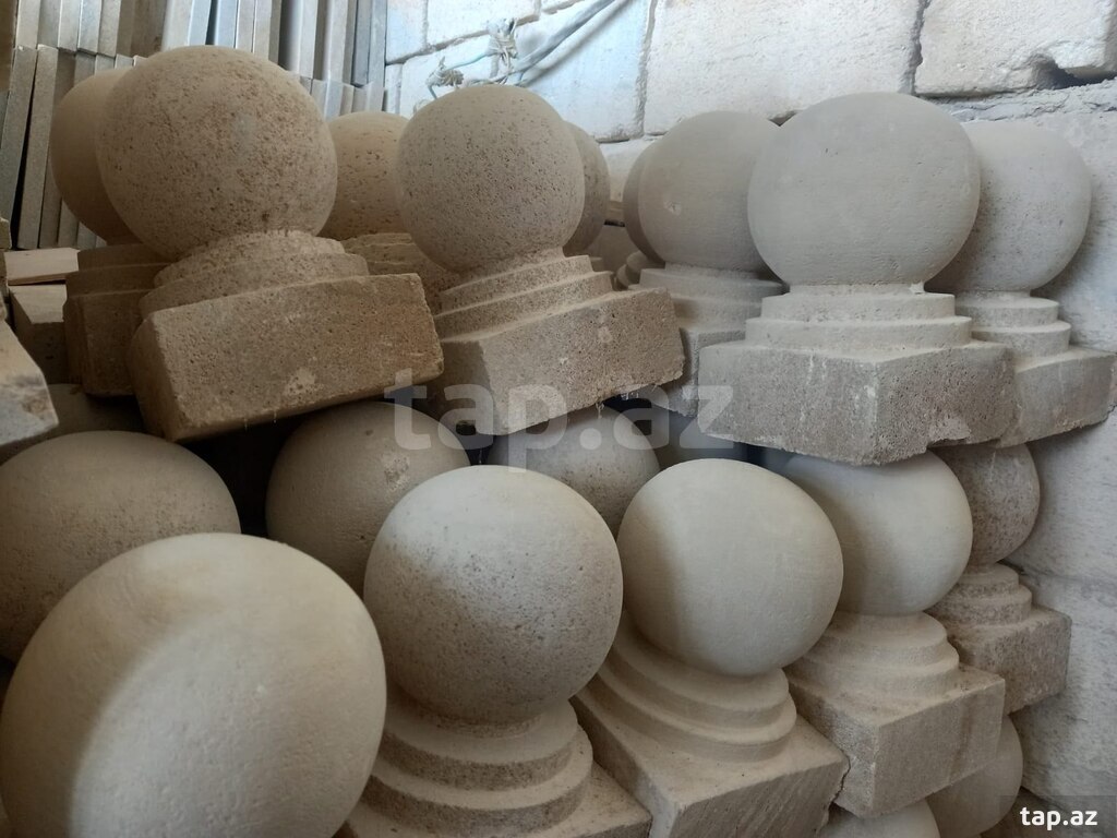 Üzlük və ağlay daşları (3)