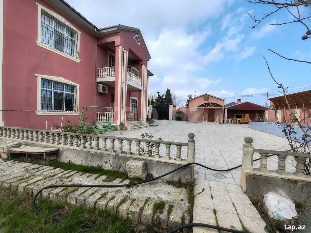 Həyət evi, Buzovna qəs.