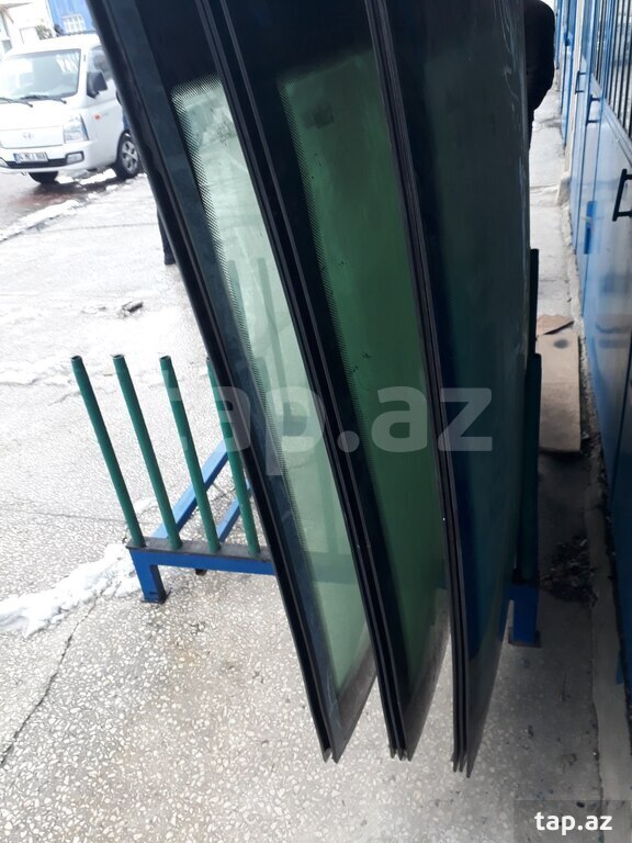 "Isuzu" ön şüşəsi  (3)