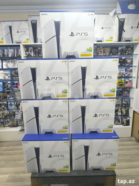 Sony PlayStation 5 Slim (5)