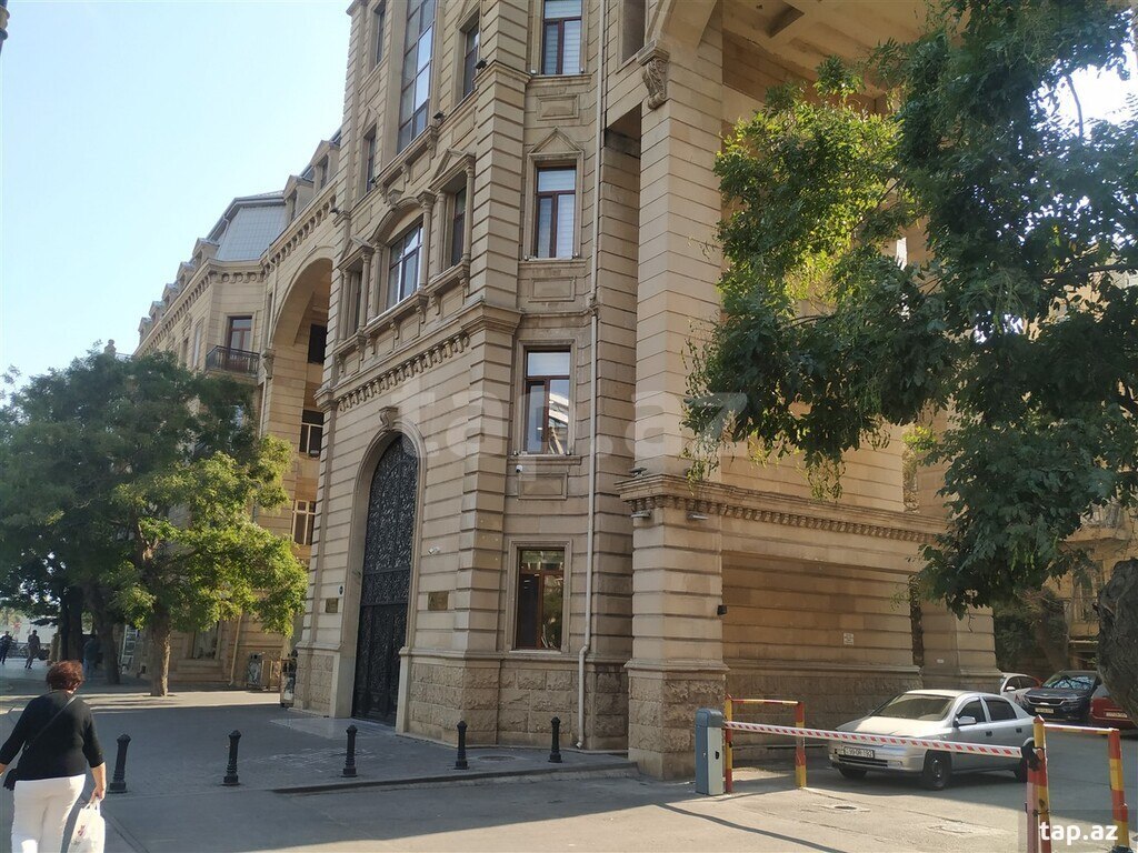 Ofis icarəyə verilir, Sahil m.